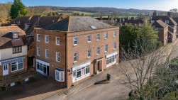 Brenchley Mews, School Road, Charing