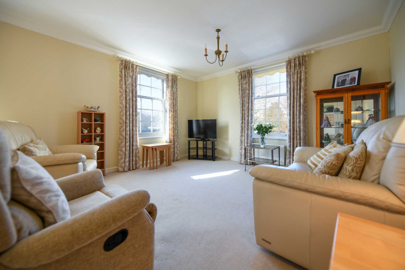 Brenchley Mews, School Road, Charing