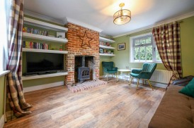 Chapel Row, Hothfield