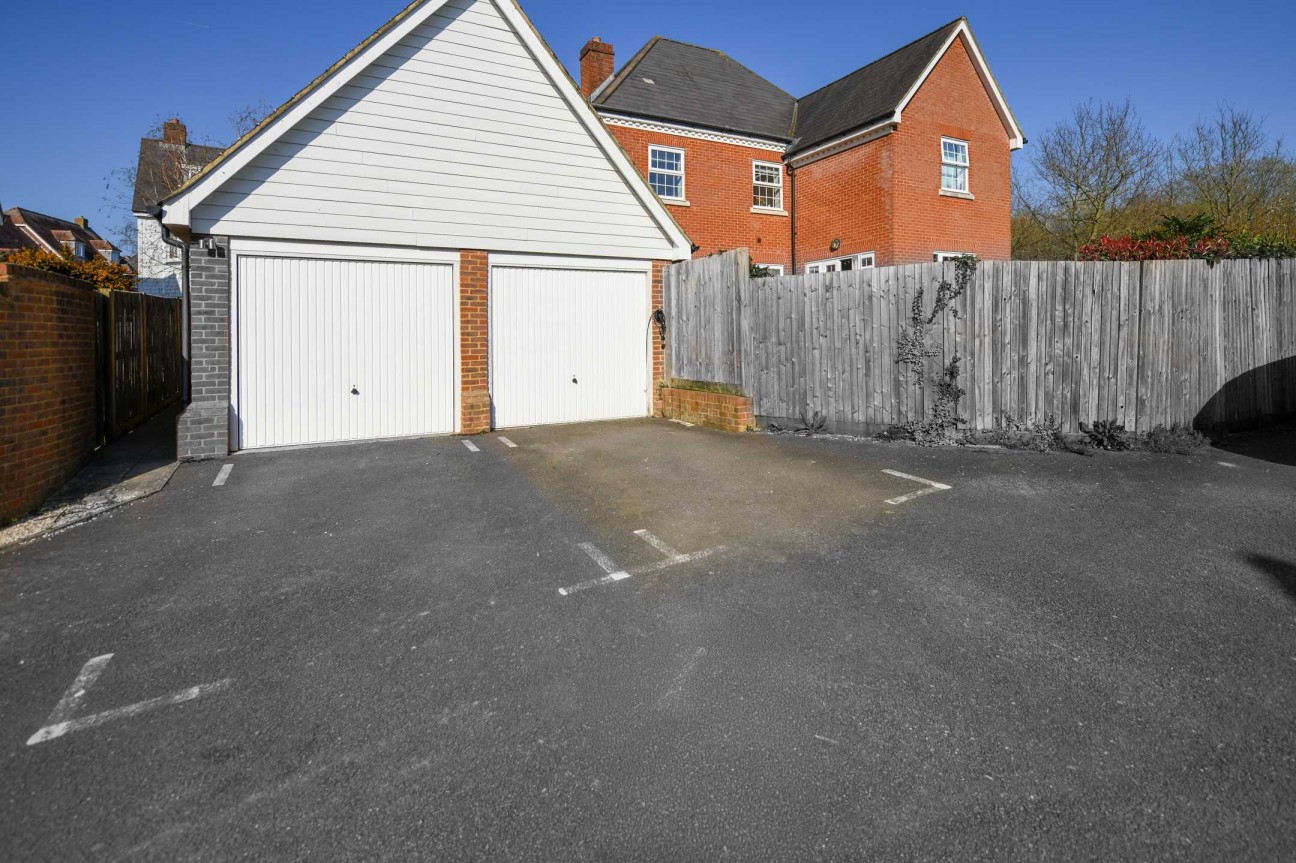 Bill Deedes Way, Aldington