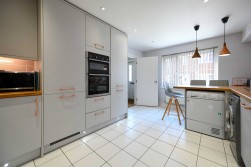 Bill Deedes Way, Aldington