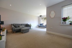 Bill Deedes Way, Aldington