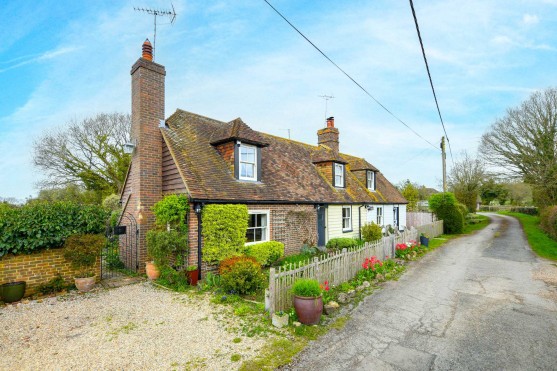 Kingsland Cottages, Kingsland Lane, Egerton