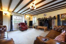 Kingsland Cottages, Kingsland Lane, Egerton