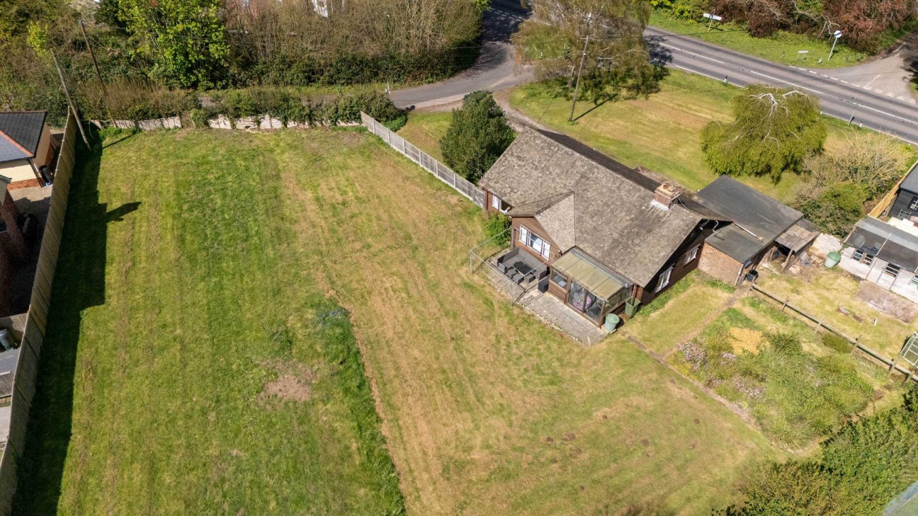 Cedar House Farm, Canterbury Road, Challock