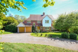 Deringwood, Smarden Road, Pluckley