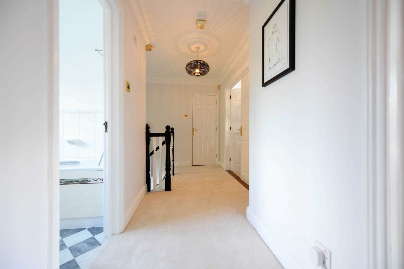Deringwood, Smarden Road, Pluckley