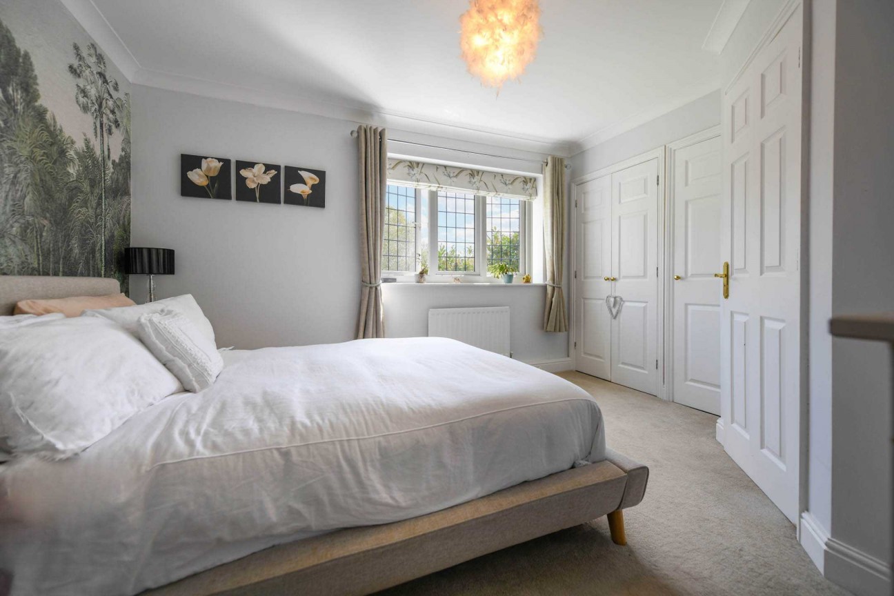 Deringwood, Smarden Road, Pluckley