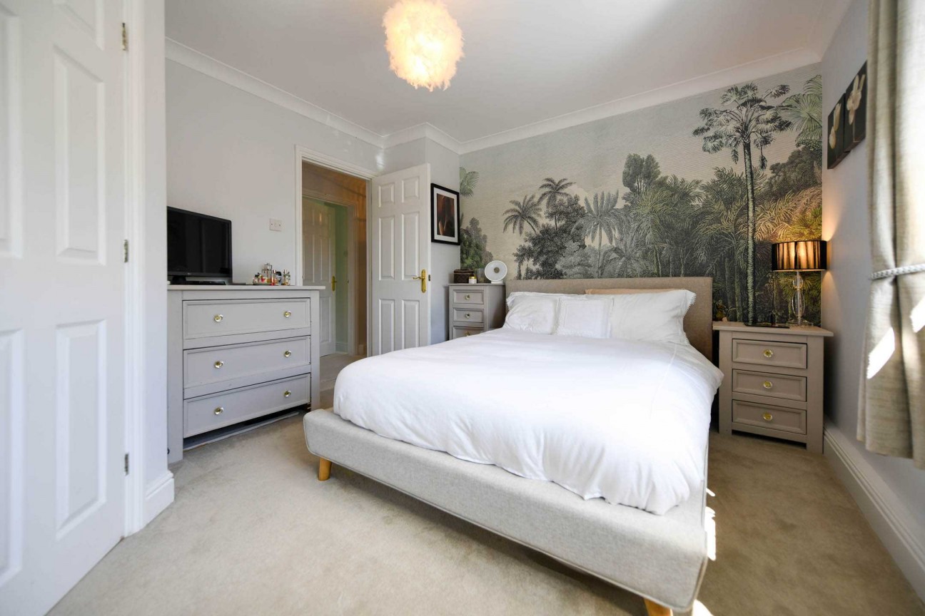 Deringwood, Smarden Road, Pluckley