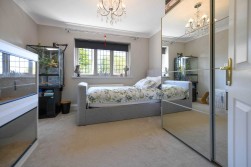 Deringwood, Smarden Road, Pluckley