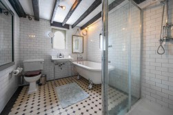 Luckhurst, Smarden Road, Pluckley