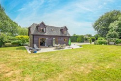 Oak Tree Farm, Stalisfield Church Road, Charing