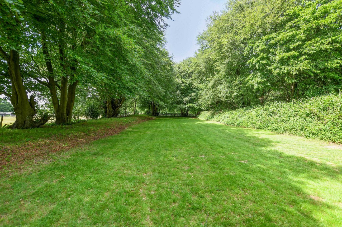Oak Tree Farm, Stalisfield Church Road, Charing
