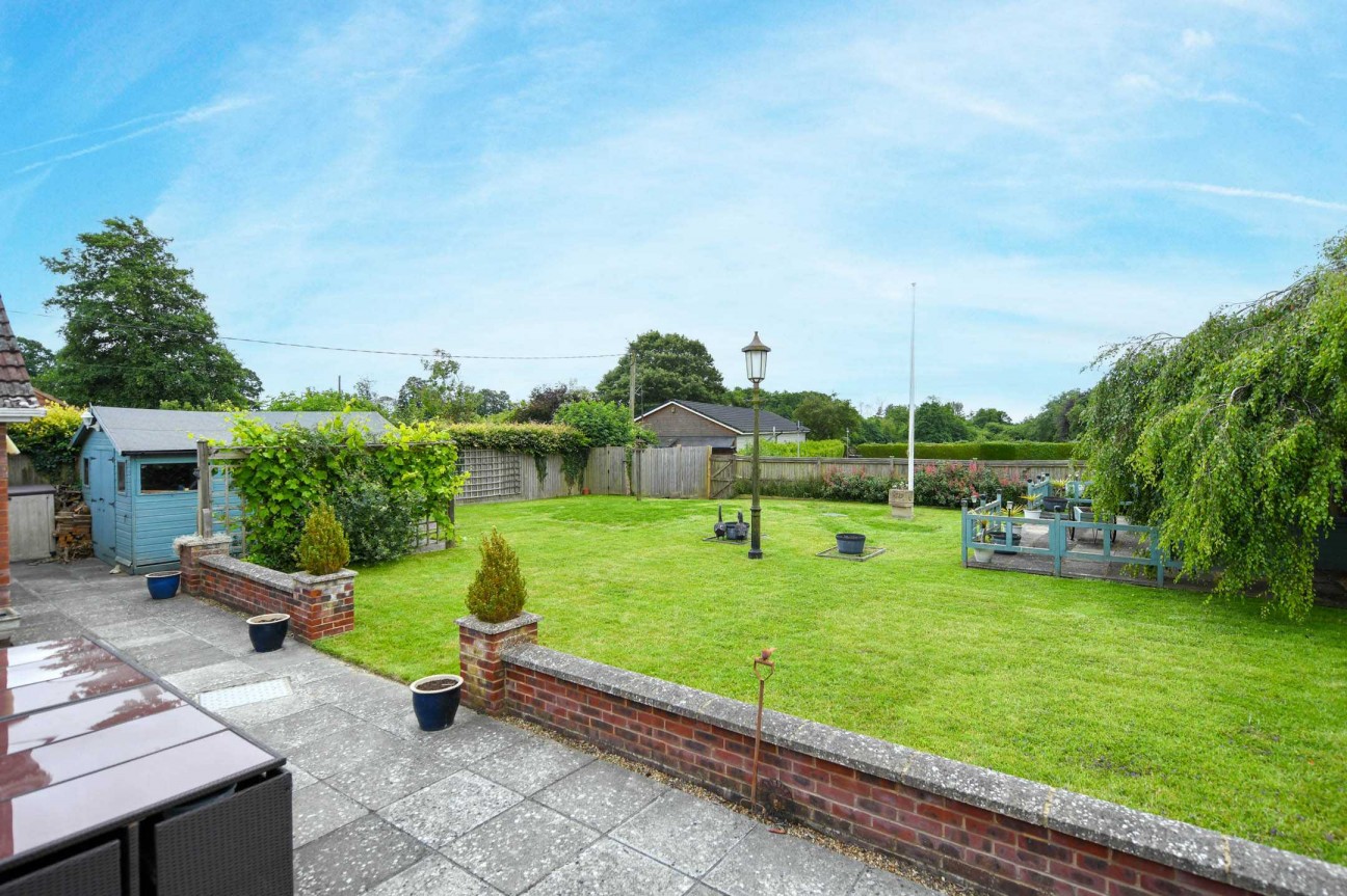 Charing Lodge, Pett Lane, Charing