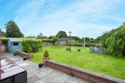 Charing Lodge, Pett Lane, Charing