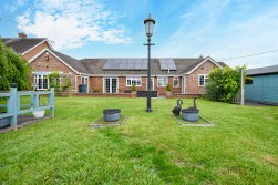 Charing Lodge, Pett Lane, Charing