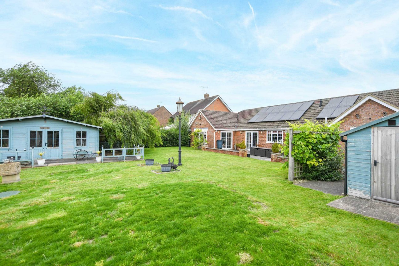 Charing Lodge, Pett Lane, Charing
