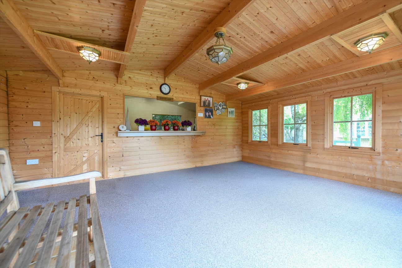 Charing Lodge, Pett Lane, Charing