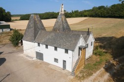 Dane Court Oast Apartment, Maidstone Road, Canterbury