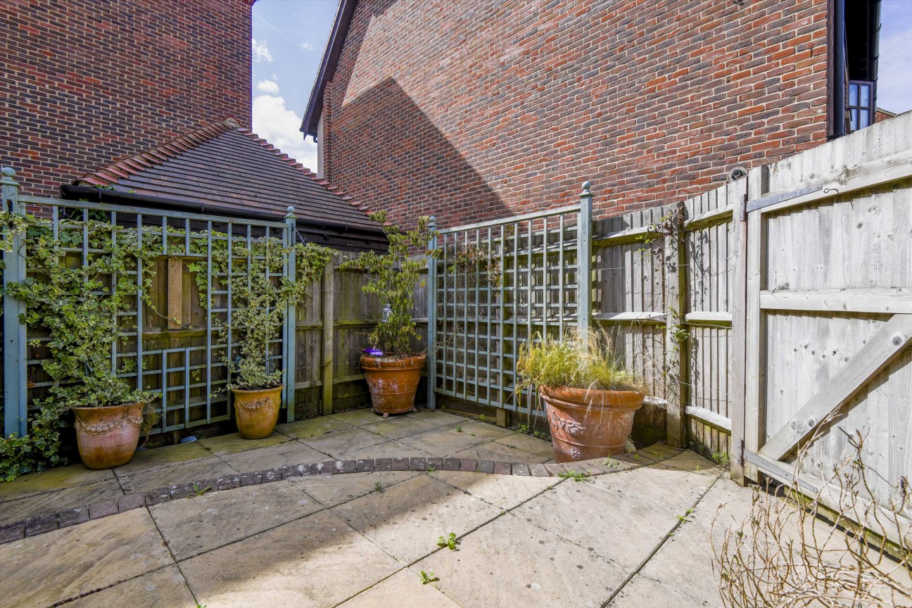 Brenchley Mews, School Road, Charing