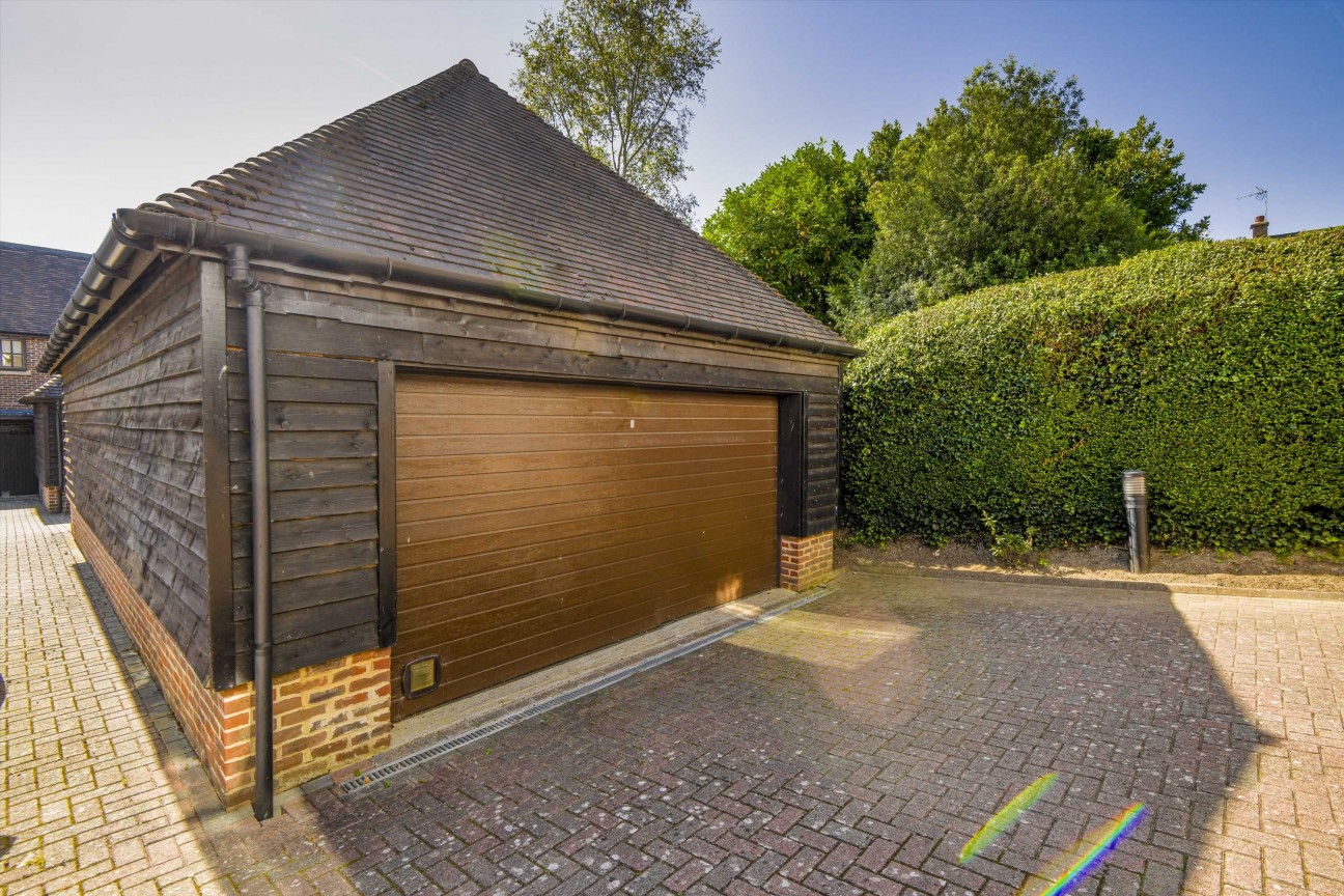 Brenchley Mews, School Road, Charing