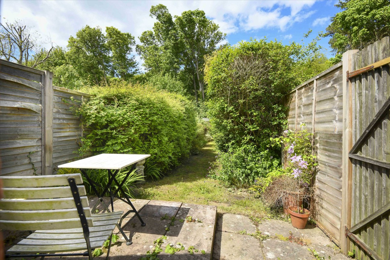 Winifred Cottage, 122 The Street, Newnham