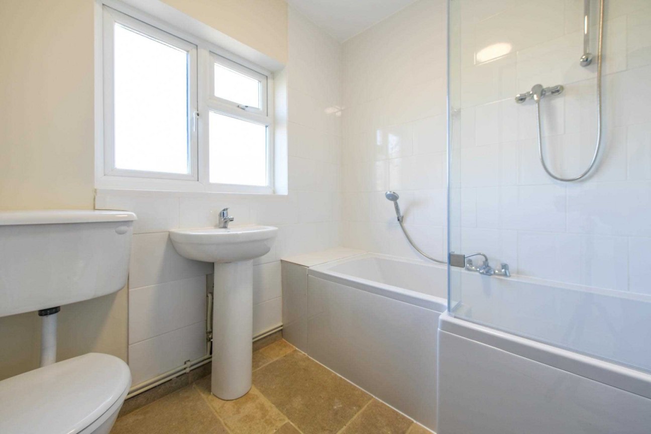 Bowley Cottage, Bowley Lane, Maidstone