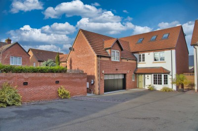 View full details for Blind Pond Lane, Bow Brickhill, MK17