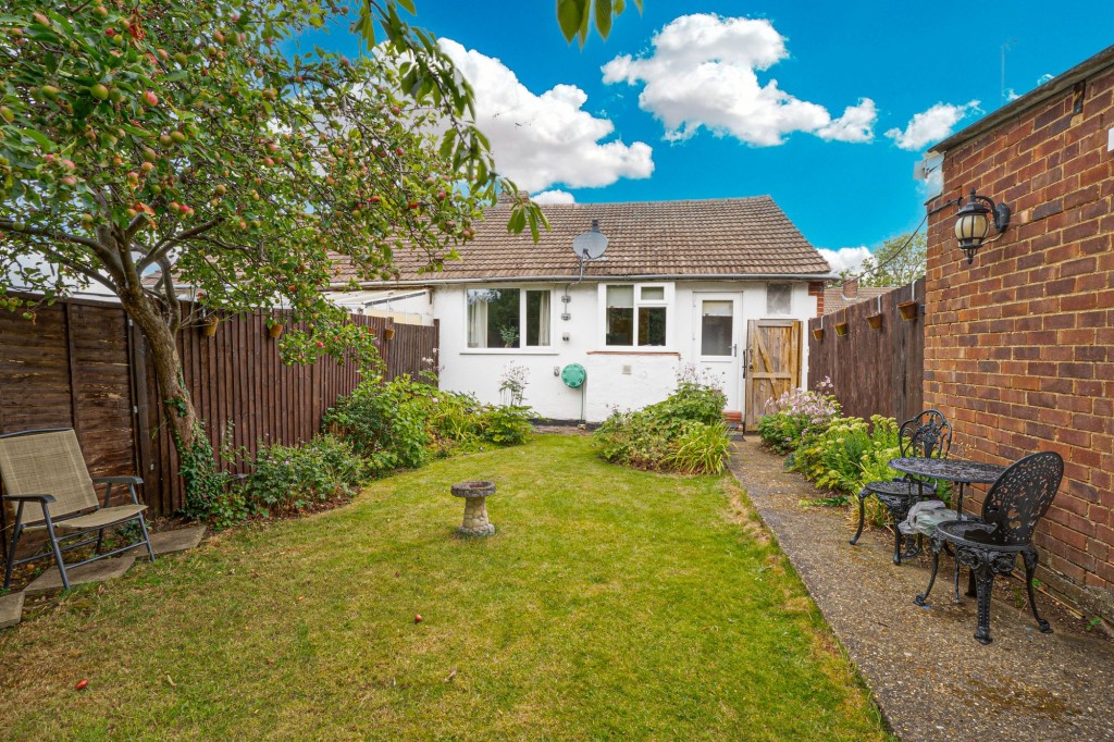 Image for Linford Avenue, Newport Pagnell, MK16