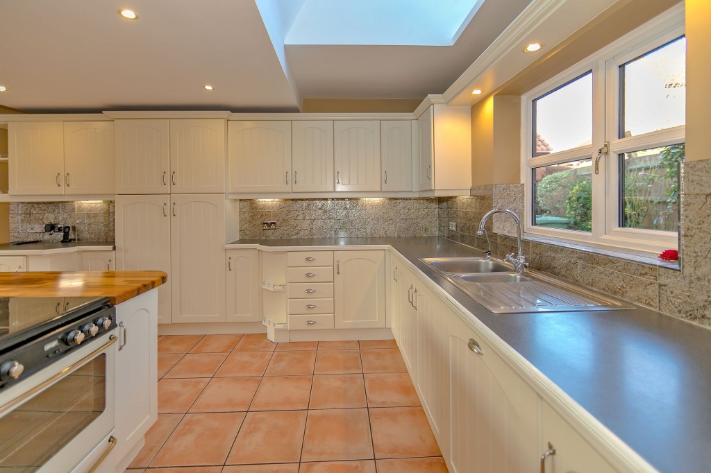 Image for Redland Drive, Loughton, MK5