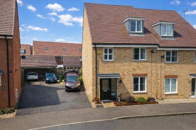 View full details for Maldives Terrace, Bletchley, MK3