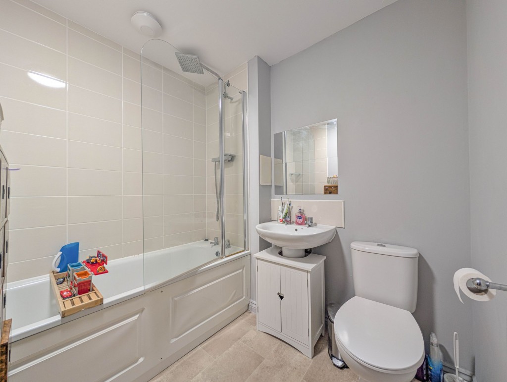 Image for Maldives Terrace, Bletchley, MK3