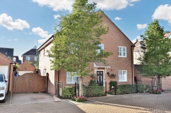 Wilkie Court, Woburn Sands, MK17