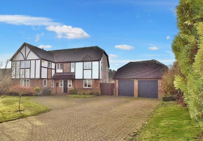 View full details for Wigwell Gardens, Great Horwood, MK17