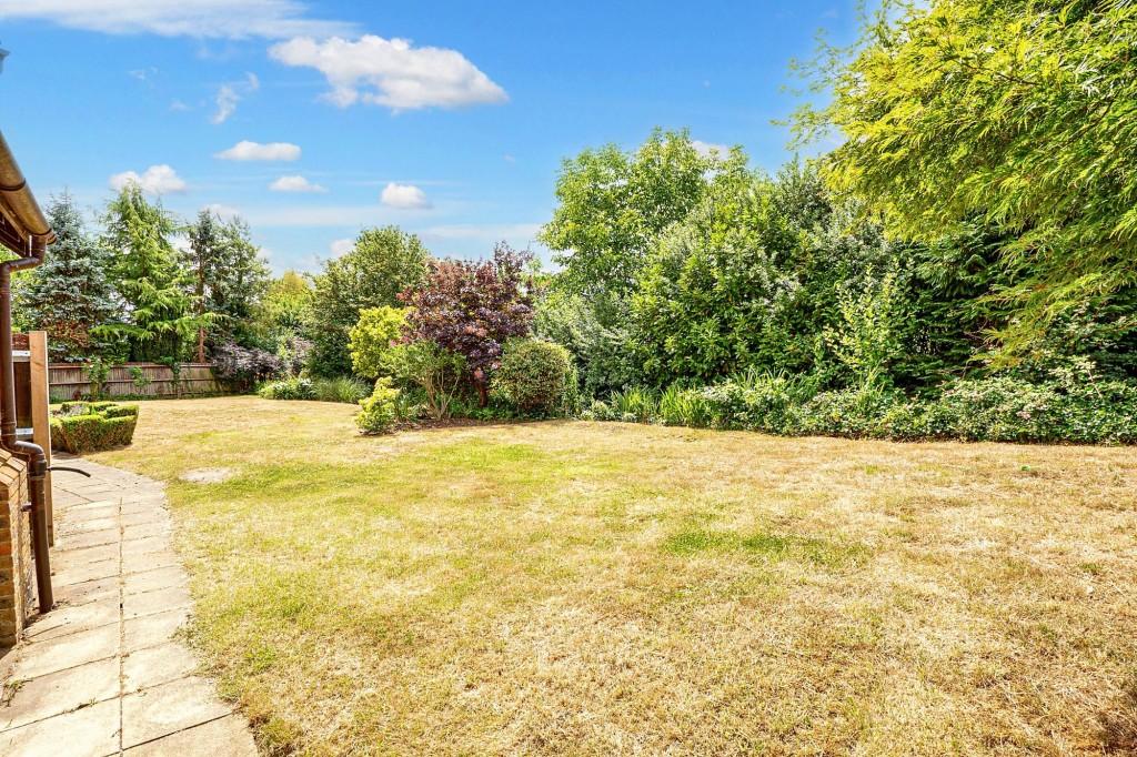 Image for Wigwell Gardens, Great Horwood, MK17