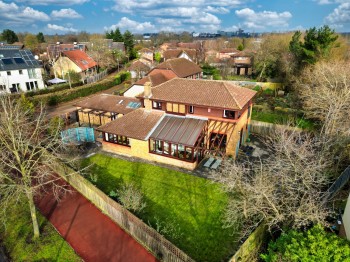 Rutherford Gate, Shenley Lodge, MK5