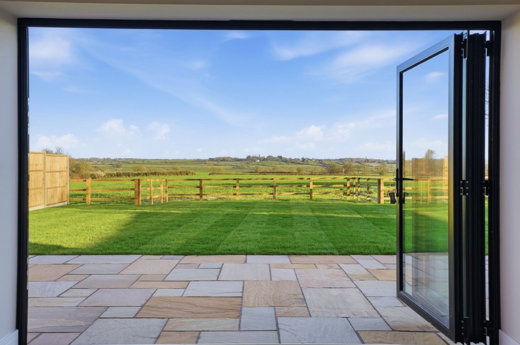 Image for Benthill Farm, London Road, MK18