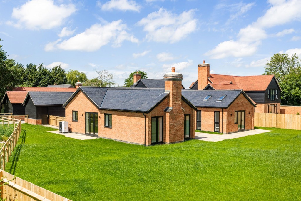 Image for Cow Lane, Gawcott, MK18