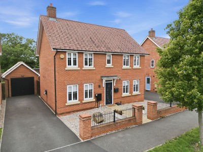 View full details for Gold Furlong, Marston Moretaine, MK43