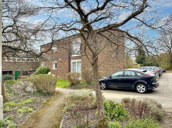 Warren Bank, Simpson, MK6