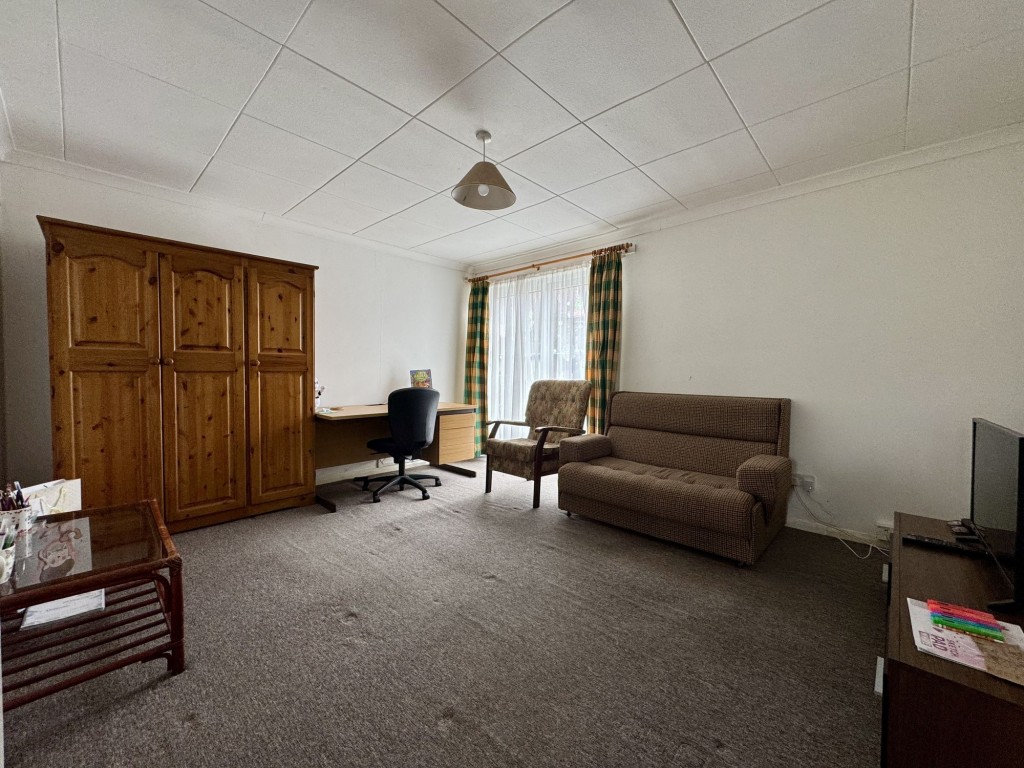 Image for Warren Bank, Simpson, MK6