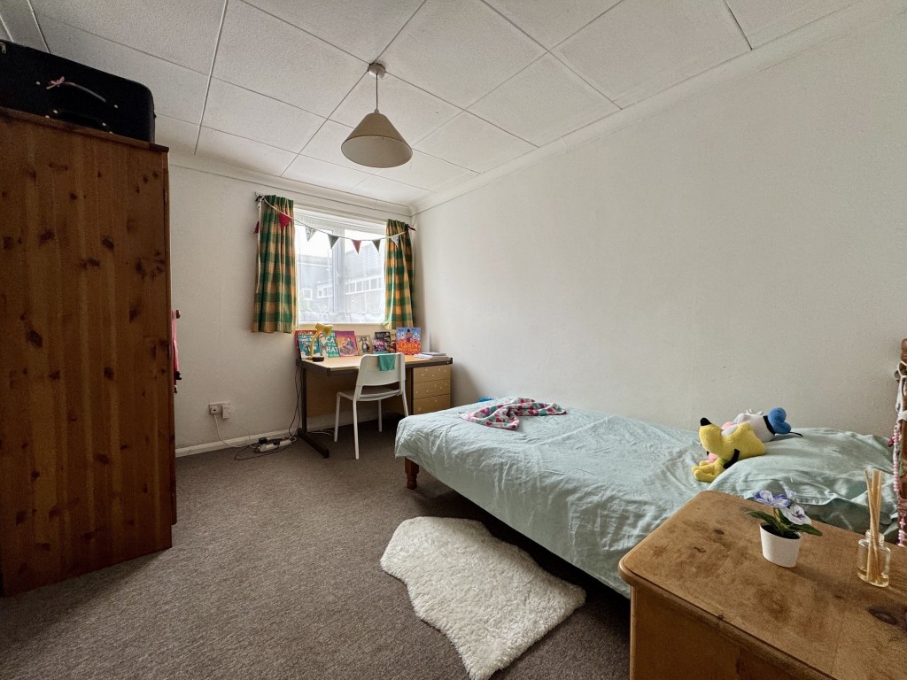 Image for Warren Bank, Simpson, MK6