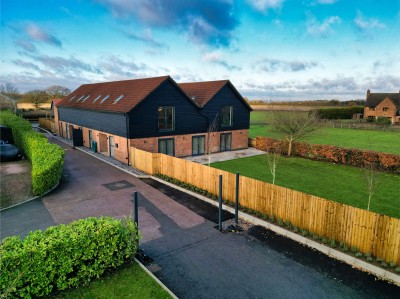View full details for Warren Road, Little Horwood, MK17