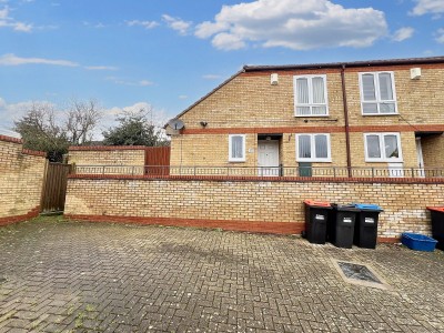 View full details for Hartwort Close, Walnut Tree, MK7