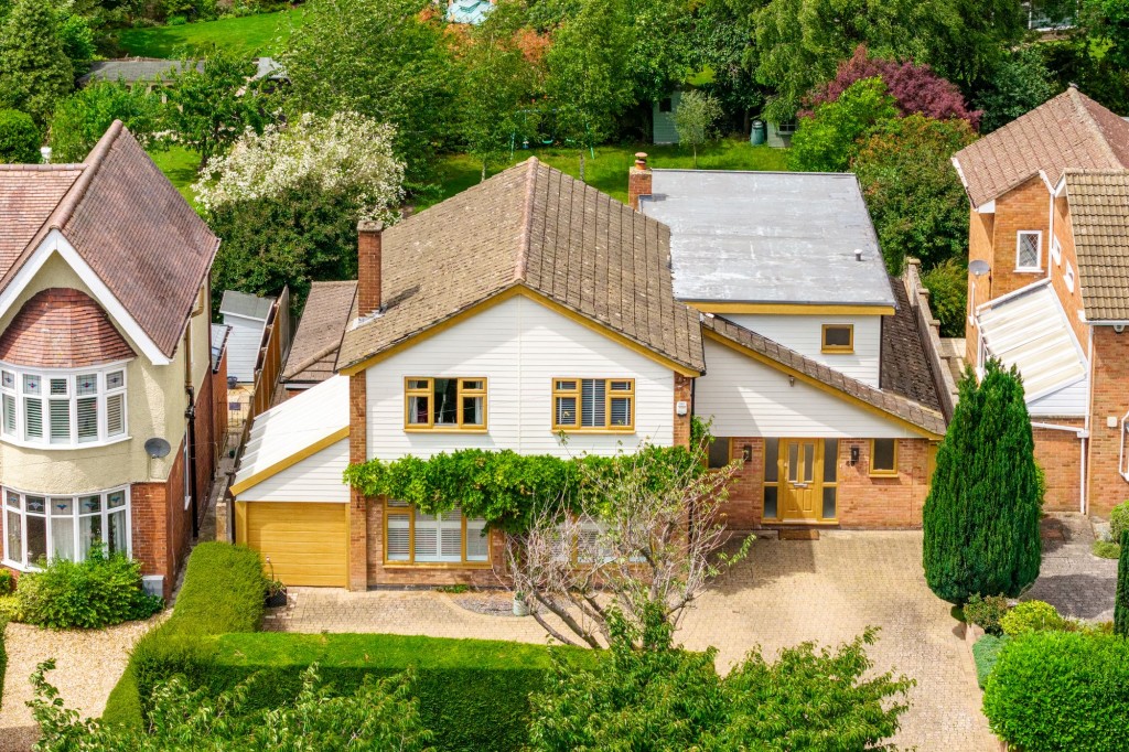 Image for Tring Road, Dunstable, LU6