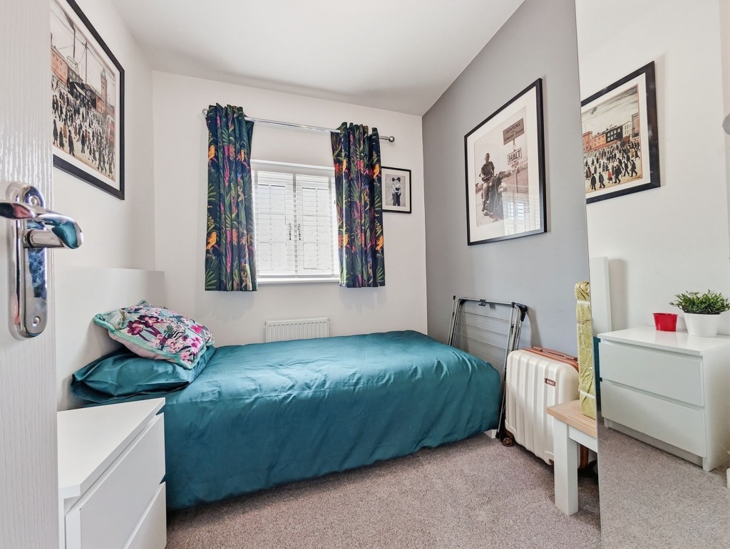 Image for Plating Way, Roade, NN7