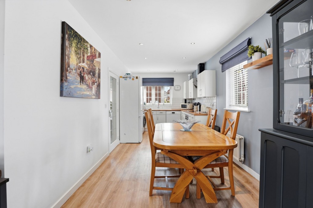 Image for Plating Way, Roade, NN7
