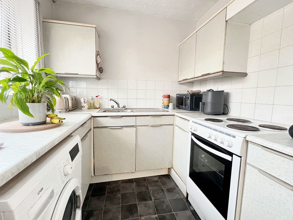 Image for Lynmouth Crescent, Furzton, MK4
