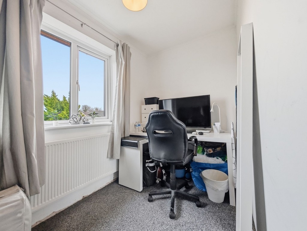 Image for London Road, Loughton, MK5