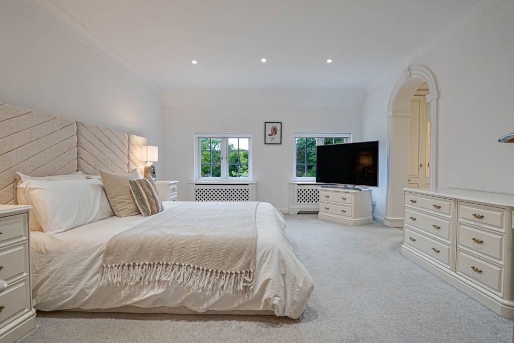 Image for Pinfold Pond, Woburn, MK17